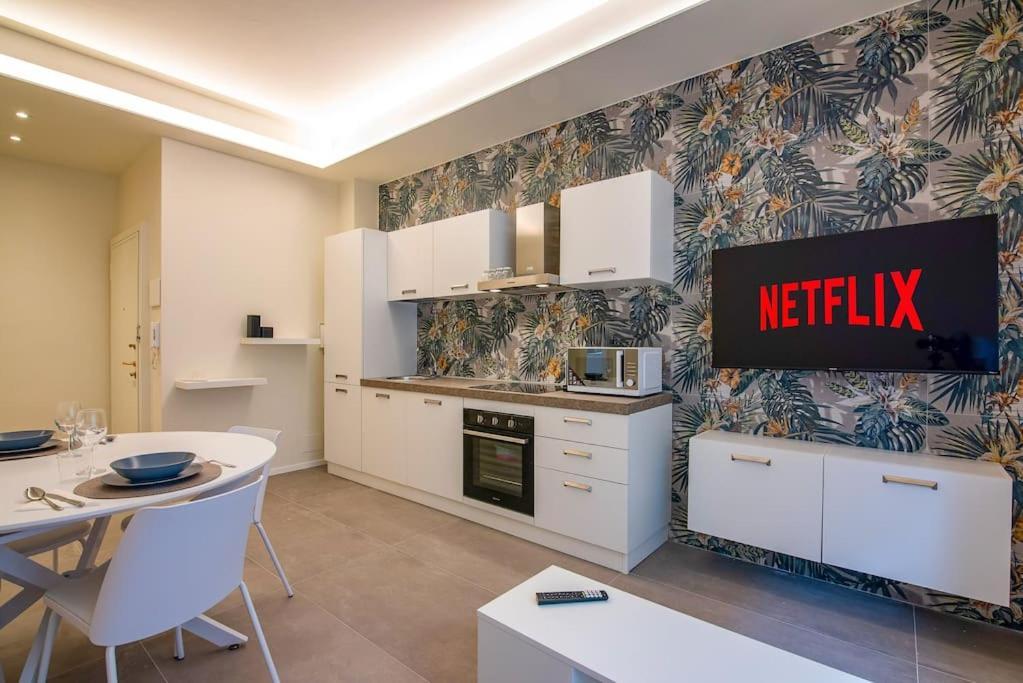 Appartamento Modern Ac, Wifi Next To 2 Metro Line Stations And Life Area *